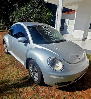 VOLKSWAGEN NEW BEETLE 2.0 MI 8V GASOLINA 2P AUTOMÁTICO VOLKSWAGEN NEW BEETLE 2.0 MI 8V GASOLINA 2P AUTOMÁTICO